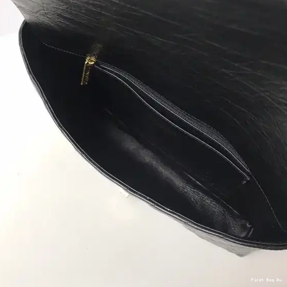 First Bag Ru CHANEL CHANELUTCH 0701